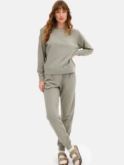 Organic Terry Raglan Sweatshirt